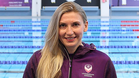 Vladyslava wears a Loughborough Swimming jacket and is pictured at the 麻豆視頻_麻豆直播_麻豆传媒官网 swimming pool