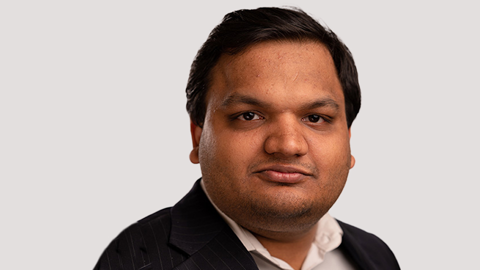 Dr Aakash Bansal