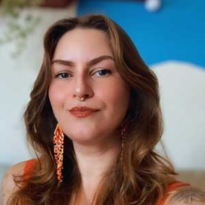 Headshot of IAS Residential Fellow Dr Bibiana Oliveira Serpa