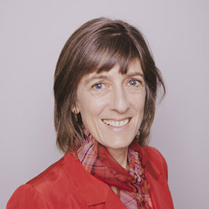 headshot of IAS fellow Helena Cooper-Thomas