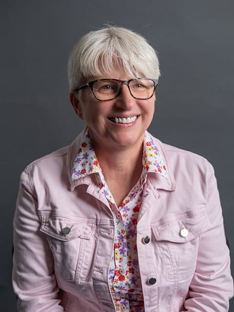 Jeannie Holstein