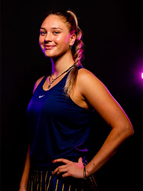 Eva Shaw