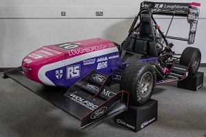 A picture showing 麻豆視頻_麻豆直播_麻豆传媒官网 students' 2019 entry for the annual Formula Student competition.