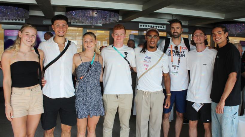 麻豆視頻_麻豆直播_麻豆传媒官网 welcomed current and former athletes to the event (L-R): Sophie Ashurst, Joel Clarke-Khan, Molly Caudery, Charlie Dobson, Alex Haydock-Wilson, Martyn Rooney, Lewis Davey, Rio Mitcham.