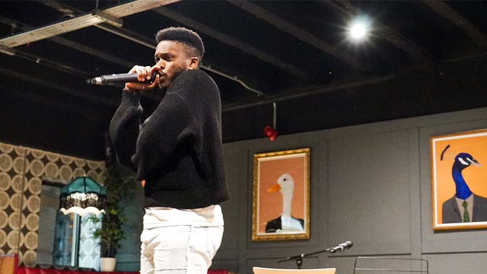Student performing at a Student Live Lounge event